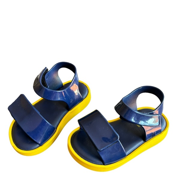 Mini Melissa Jump Jelly Sandal Hook & Loop Size 8 Scented - Picture 6 of 13